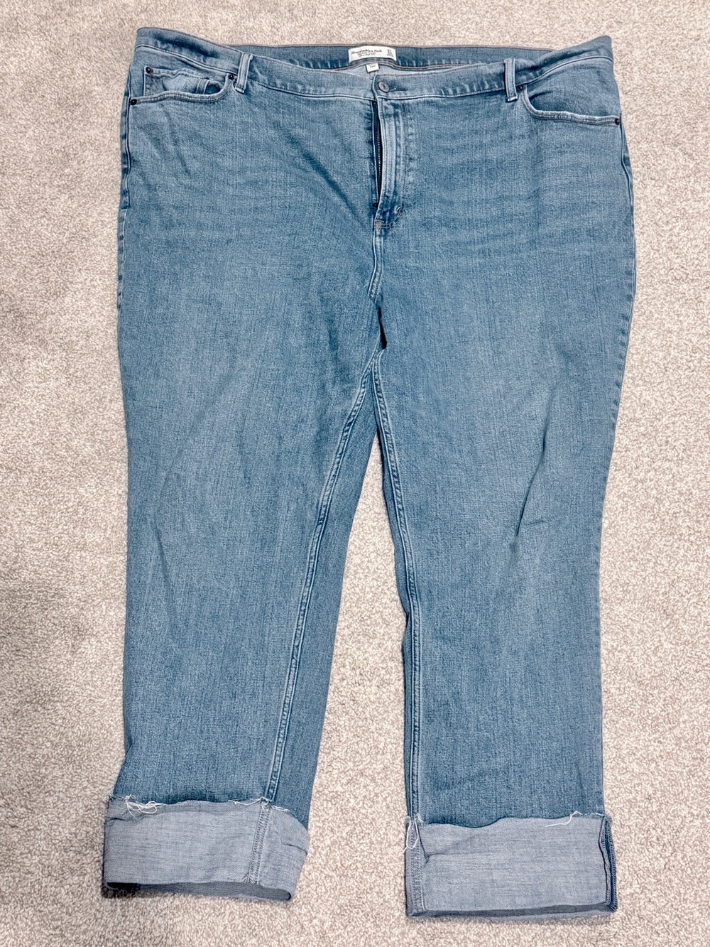 Abercrombie & Fitch Curve Love The Ankle Straight - Ultra High Rise Blue Jeans
